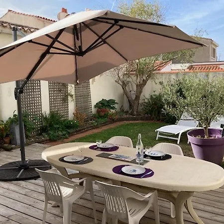 Maison De Plain-pied 3* Au Coeur De Chaume, A 5 Min Du Quai - Terrasse, Wi-fi, 2 - Fr-1-422-42 Feriehus *