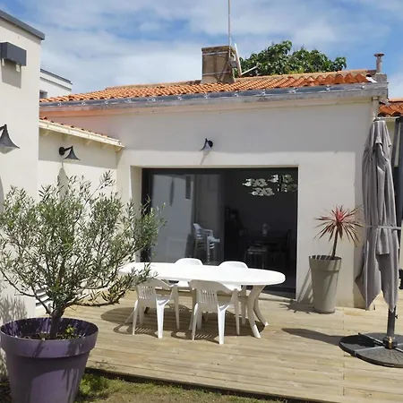 Feriehus Maison De Plain-pied 3* Au Coeur De Chaume, A 5 Min Du Quai - Terrasse, Wi-fi, 2 - Fr-1-422-42